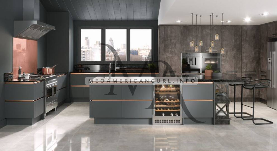 Modern industrial kitchen decor